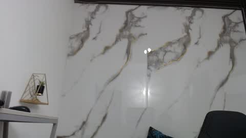  Lindsey  online show from 04.04.26