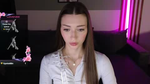Snapshot of lindsey_mey chatting on 04.22.26 Lindsey online show from 04.22.26