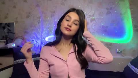 Snapshot of linggomes chatting on 05.17.26 Ly online show from 05.17.26