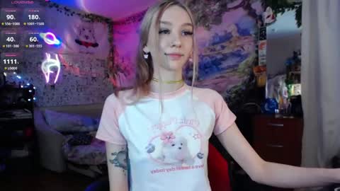 Snapshot of linlin_cuteeee chatting on 02.05.25 Lin online show from 02.05.25