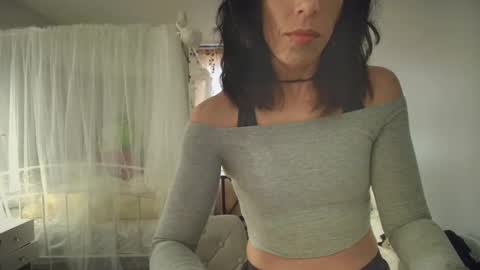 Snapshot of linuxgirlsudosu chatting on 11.21.25 linuxgirlsudosu online show from 11.21.25