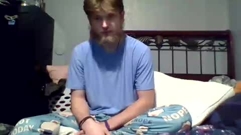 Snapshot of lion_and_bunny chatting on 06.19.26 Kinky-Redneck online show from 06.19.26
