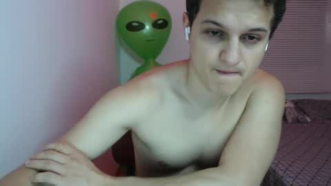 Snapshot of lioncluess chatting on 01.08.26 Lion Cluess online show from 01.08.26