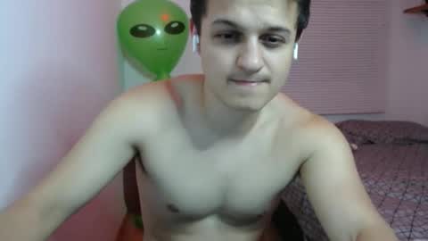 Snapshot of lioncluess chatting on 01.09.26 Lion Cluess online show from 01.09.26