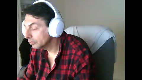 Snapshot of liongr69 chatting on 02.05.25 liongr69 online show from 02.05.25