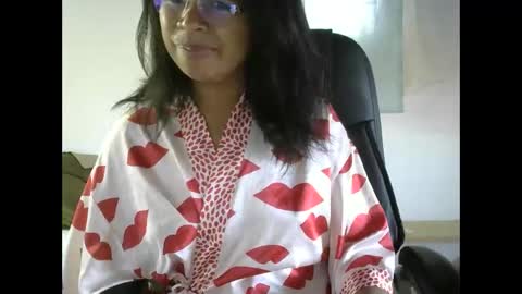 Liora selenex online show from 04.19.26