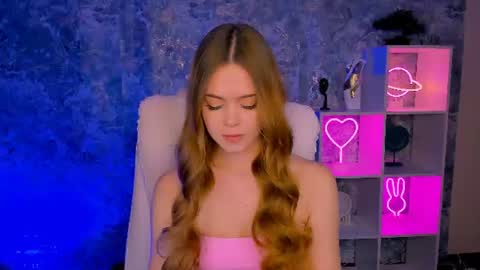 Snapshot of liora_wisp chatting on 06.19.26 liora online show from 06.19.26