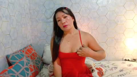 Snapshot of lipsofangel16 chatting on 06.17.26 im cherry online show from 06.17.26