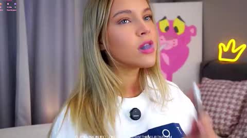 Amelia online show from 11.19.25