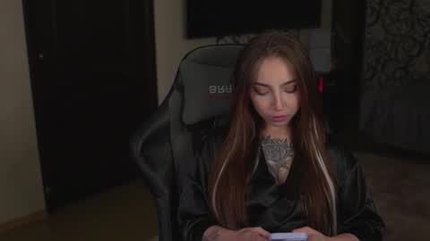 Lisa online show from 11.12.25