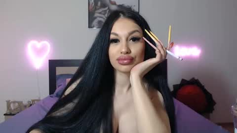 Lisa online show from 02.05.25