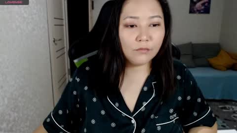 Lisa Harris online show from 01.06.25