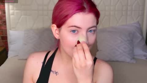 Snapshot of lisa_adam chatting on 09.30.25 lissi online show from 09.30.25