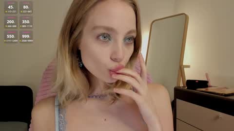 Lisa online show from 12.07.24