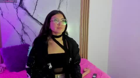 Snapshot of lisa_camx chatting on 07.30.26 lisa_camx online show from 07.30.26