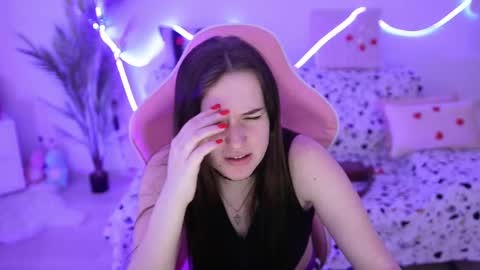 lisa_elfy online show from 02.25.25