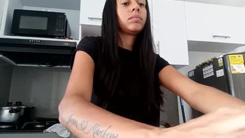 Snapshot of lisa_g07 chatting on 10.17.25 Lisa Santos online show from 10.17.25