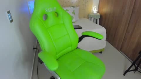 Lisa  online show from 01.29.25