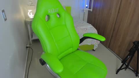 Lisa  online show from 02.07.25