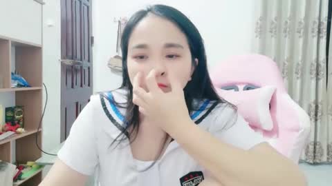 lisa_hanw online show from 05.16.26