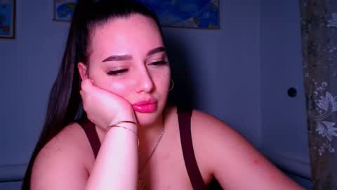 lisa_lady_golden online show from 11.14.25