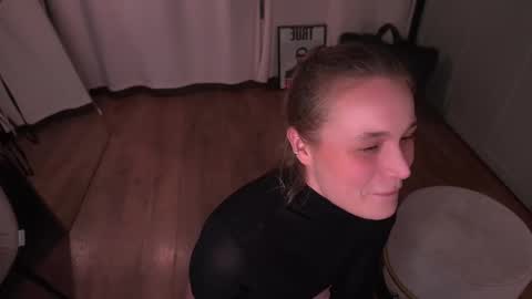 Elisabeth or Lisa online show from 03.19.26