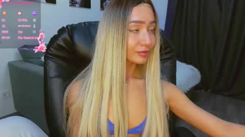 Lisa online show from 11.06.25