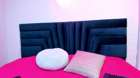 lisa white  online show from 02.06.25