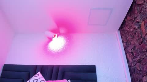 lisa white  online show from 02.17.26