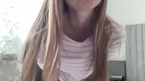 Lisa online show from 04.06.26