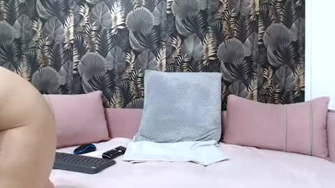 Snapshot of lisagrand chatting on 06.13.26 Lisa Grand online show from 06.13.26
