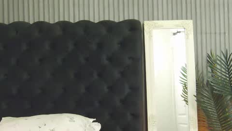 SofiaHanson online show from 10.19.25