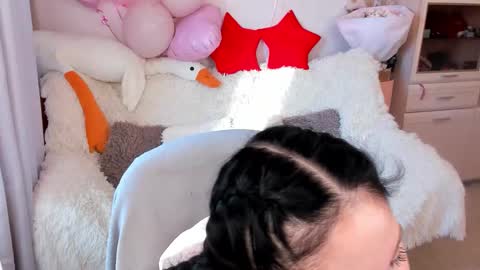 Lisa Moore online show from 02.06.26