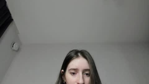 Lisa online show from 01.04.25