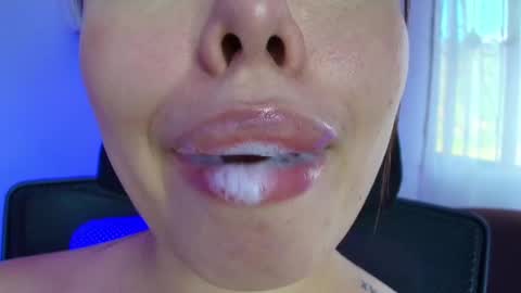 Lisbet online show from 01.21.25