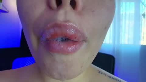 Lisbet online show from 01.31.25