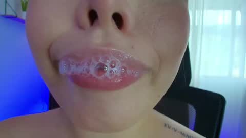 Lisbet online show from 02.13.25