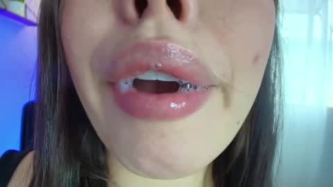 Lisbet online show from 03.06.25