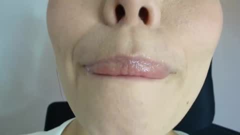 Lisbet online show from 10.18.25