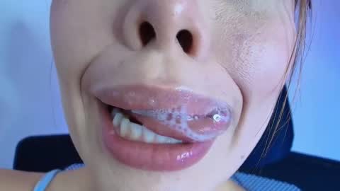 Lisbet online show from 02.13.26