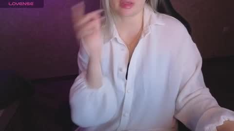 Anna online show from 04.04.26