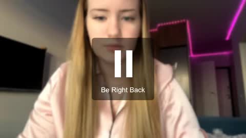 Snapshot of lisi_kiss_ chatting on 05.17.26 Aurora online show from 05.17.26
