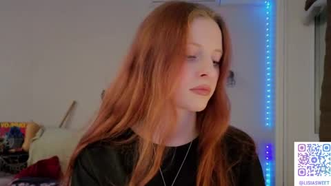 Snapshot of lisiasweet chatting on 04.06.26 Lika online show from 04.06.26