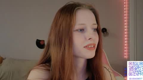 Snapshot of lisiasweet chatting on 04.29.26 Lika online show from 04.29.26