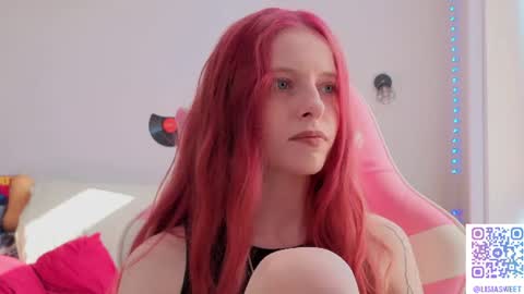 Snapshot of lisiasweet chatting on 06.24.26 Lika online show from 06.24.26