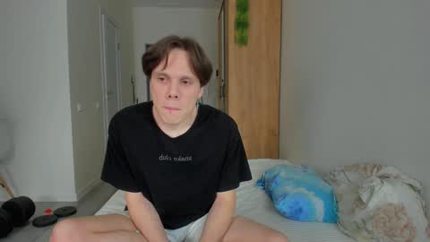 Snapshot of lissa_alfie chatting on 01.16.25 Alfie online show from 01.16.25