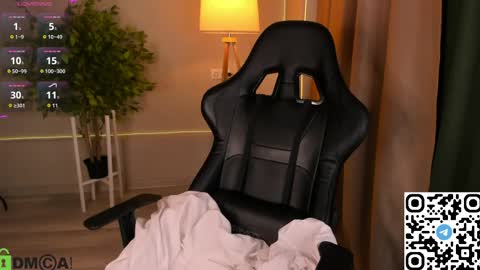 Snapshot of lissa_kitsune chatting on 03.31.26 Lissa online show from 03.31.26