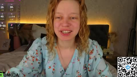 Snapshot of lissa_kitsune chatting on 04.01.26 Lissa online show from 04.01.26