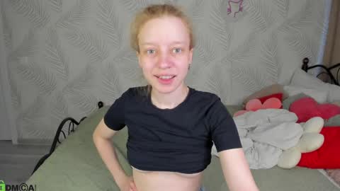 Snapshot of lissa_kitsune chatting on 04.03.26 Lissa online show from 04.03.26