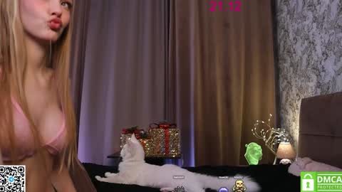 your Liza again. Next stream Dec. 1  at 2 or 3  GMT online show from 12.21.24